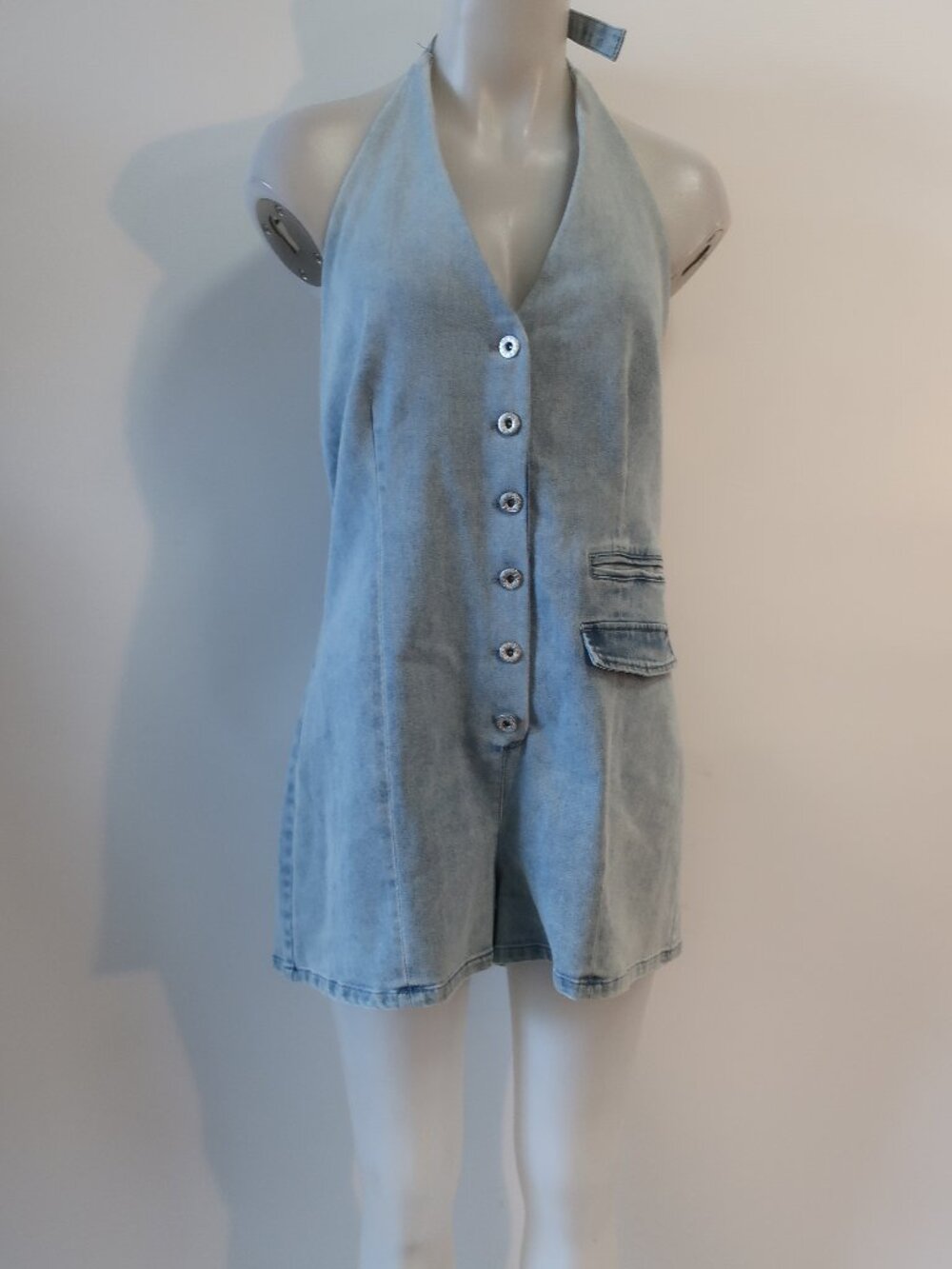 NWT Womens Central Park West Denim Blue Halter Romper L - Picture 2 of 7